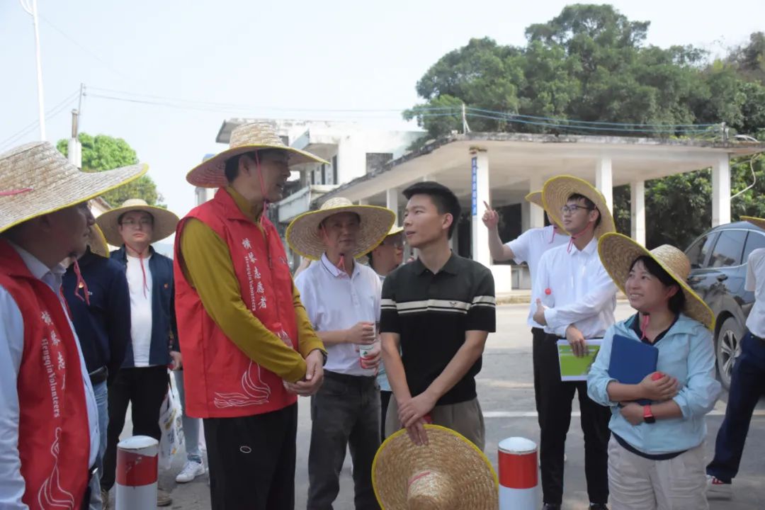 成人在线视频
党委组织下属党组织开展义务植树活动